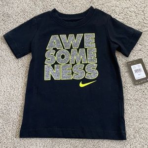 Boys Nike Awesome Tshirt Tee Size 4T NWT